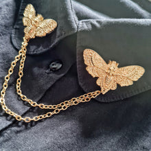 Load image into Gallery viewer, Gold skull moth collar pin