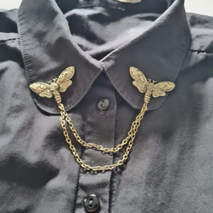 Bronze skull moth collar pin