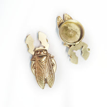 Load image into Gallery viewer, Small gold cicada button cover