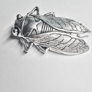 Silver cicada button cover