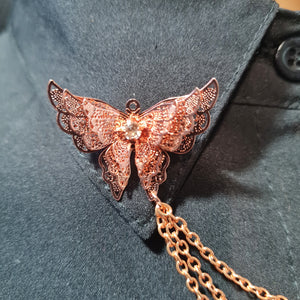 Butterfly collar pin