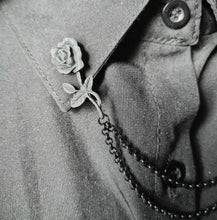 Load image into Gallery viewer, Black rose collar pin