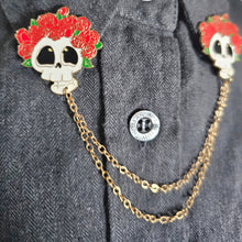 Load image into Gallery viewer, Sugar skull collar pin with chains
