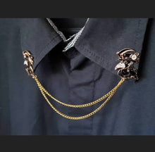 Load image into Gallery viewer, Plague doctor collar pin