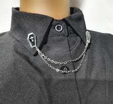 Load image into Gallery viewer, Black coffin collar pin