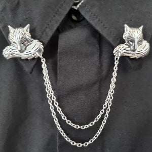 Fox collar pin