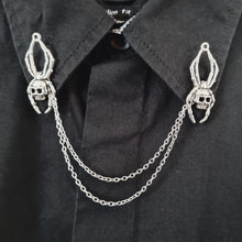 Load image into Gallery viewer, Spider skull collar pin