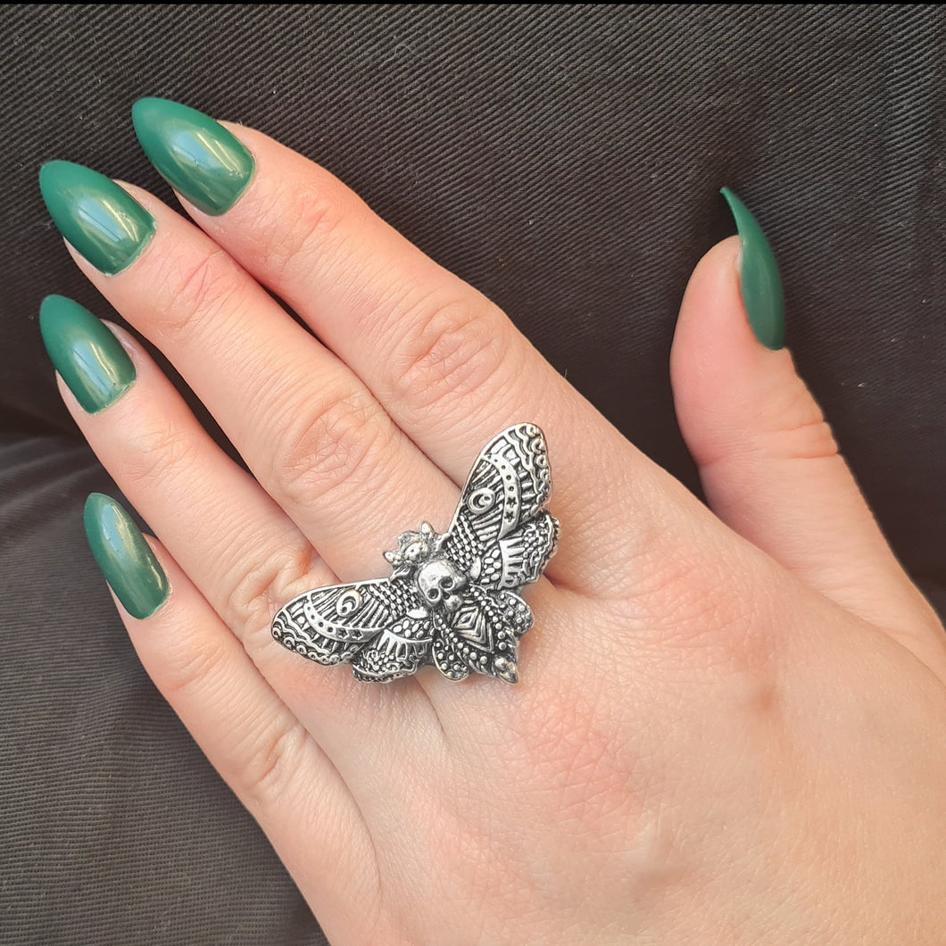 Deadhead moth ring