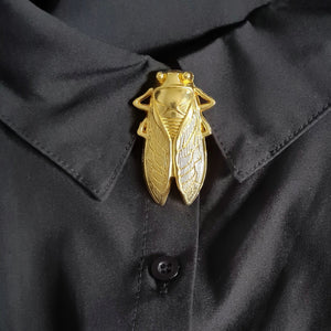 Cicada button cover