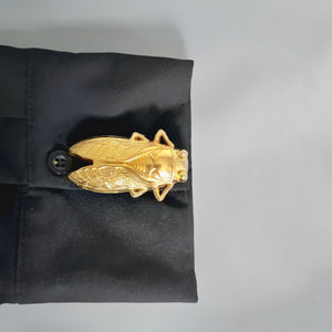 Cicada button cover