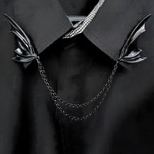 Load image into Gallery viewer, Black bat wings collar pin