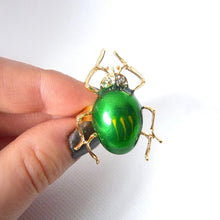 Load image into Gallery viewer, Green beetle ring