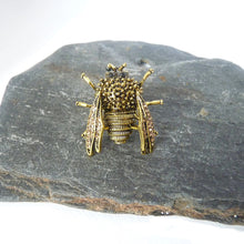 Load image into Gallery viewer, Gold bee ring