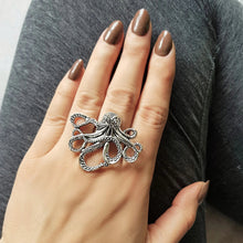 Load image into Gallery viewer, Octopus ring