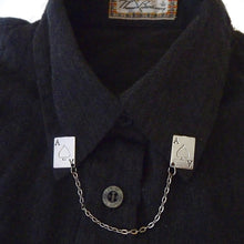 Load image into Gallery viewer, Ace collar pin with chain