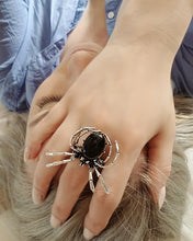 Load image into Gallery viewer, Black spider ring