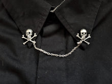 Load image into Gallery viewer, Skull collar pin