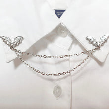 Load image into Gallery viewer, Bat collar pins with chain